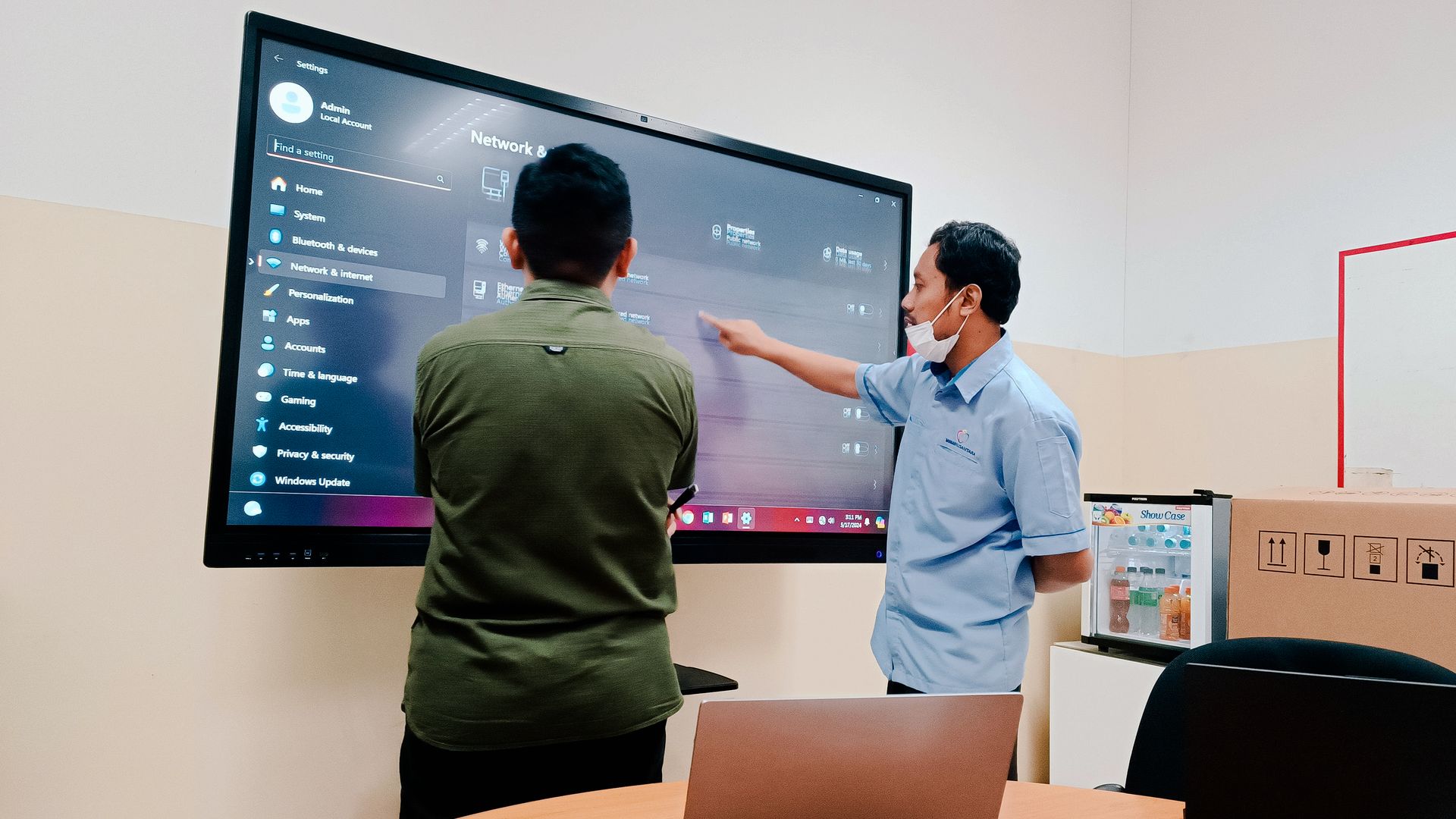 Konka - Interactive Flat Panel - Papan tulis digital